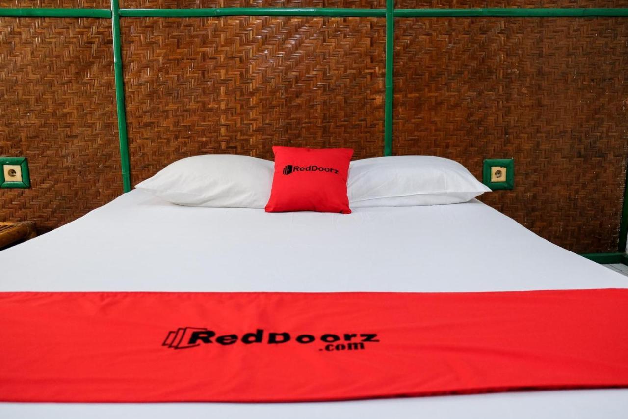 Reddoorz Plus Near Jalan Baru Bogor Hotel Eksteriør billede